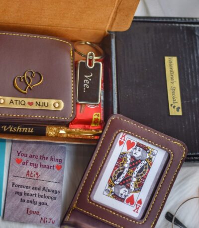 Celebrate your love with a gift as unique as he is. Our Valentine’s Special Personalised Gift Hamper is the ultimate expression of affection, designed specifically for the modern man.