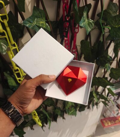 Red Heart Diamond Shaped Ring Box | Creative Pop-Up Jewelry Case for Valentine's